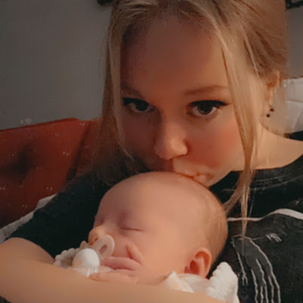 Meet your Posher, Mataya